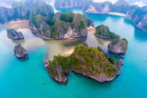places to visit in halong bay